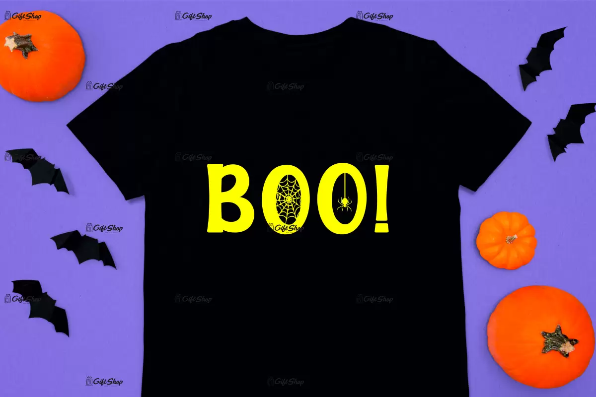 Boo !, tricou cu mesaj