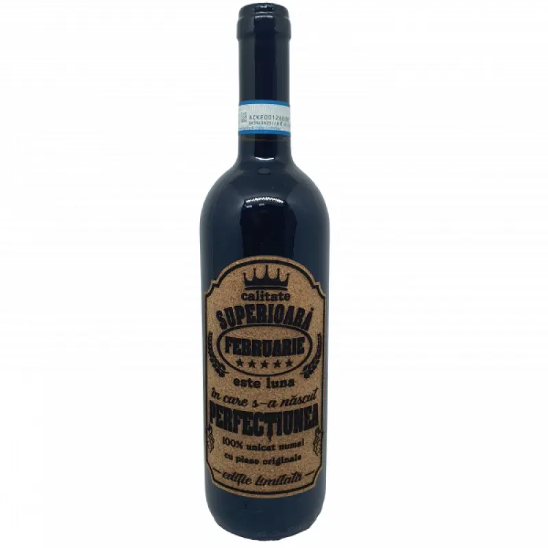 Februarie este luna in care s-a nascut perfectiunea, eticheta pluta cu mesaj