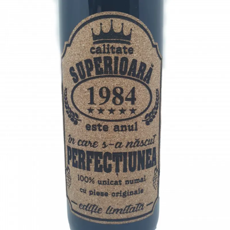 1984 este anul in care s-a nascut perfectiunea, eticheta pluta cu mesaj