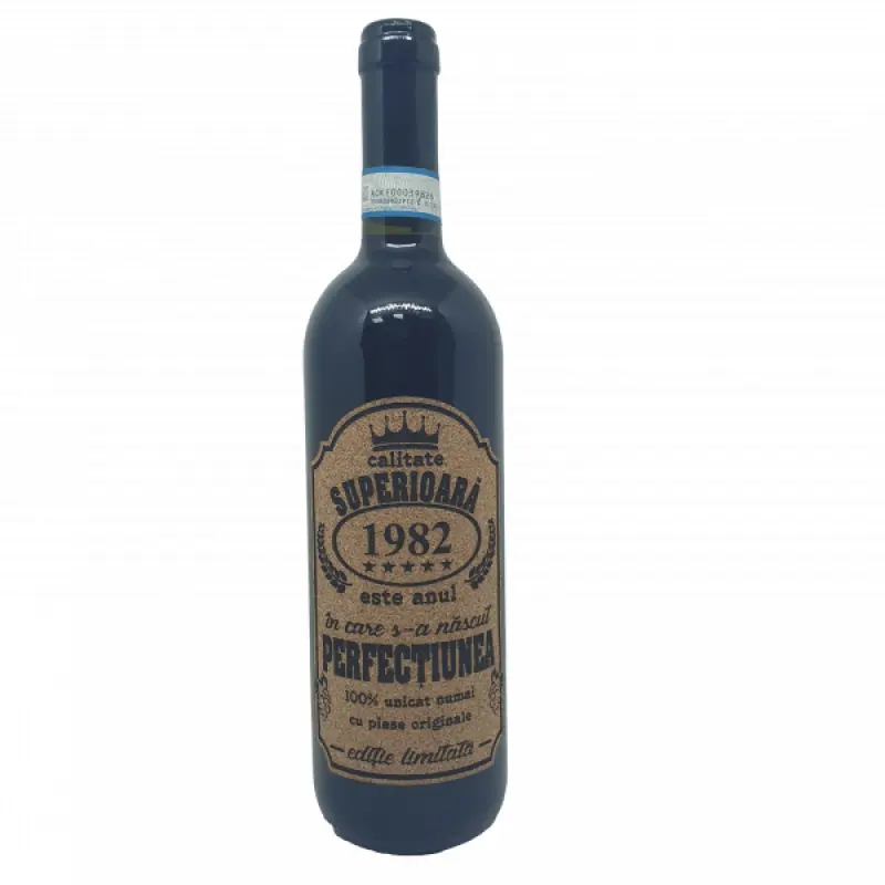 1982 este anul in care s-a nascut perfectiunea, eticheta pluta cu mesaj