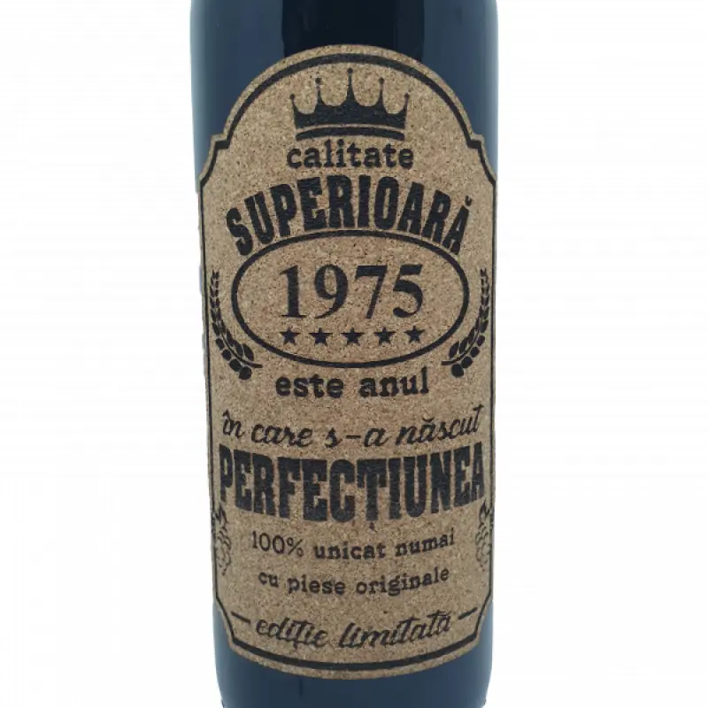 1975 este anul in care s-a nascut perfectiunea, eticheta pluta cu mesaj