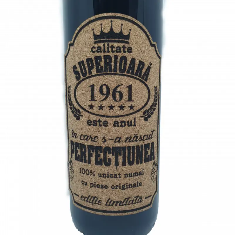 1961 este anul in care s-a nascut perfectiunea, eticheta pluta cu mesaj