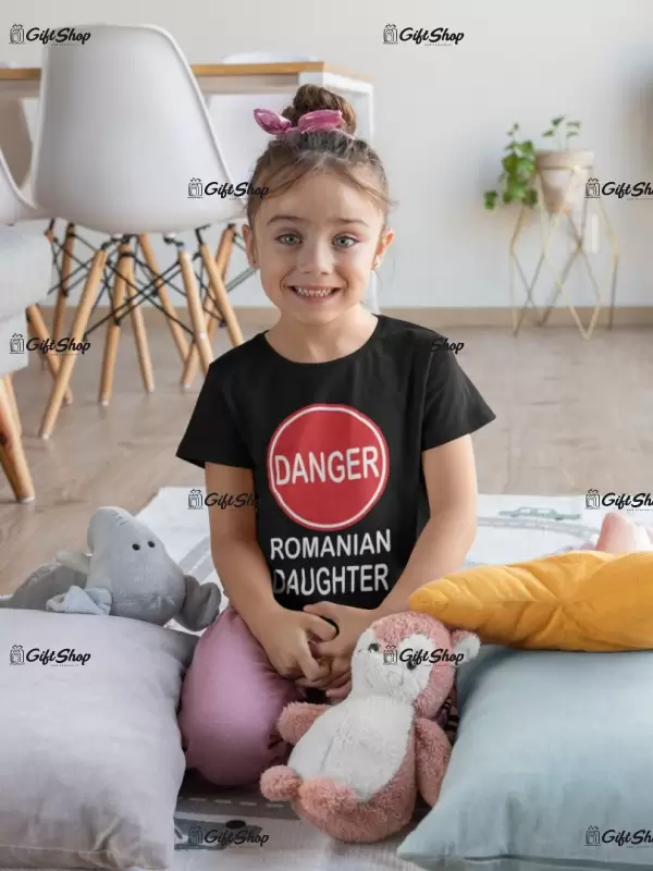 Danger romanian daughter, tricou cu mesaj