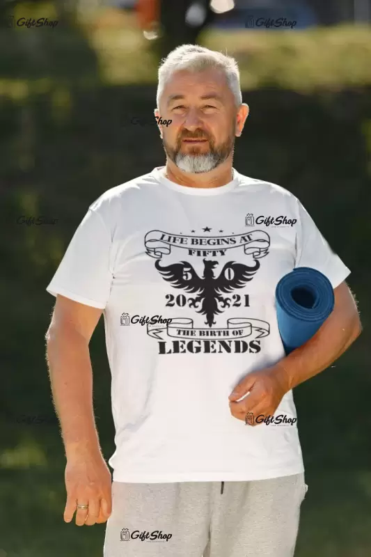 Life begins at ( se adauga anul pentru grafica ), tricou cu mesaj