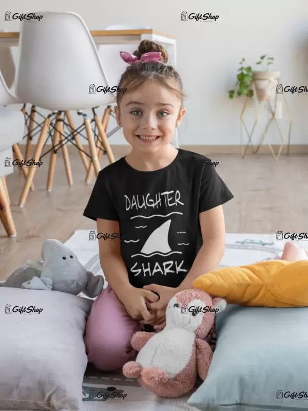 Shark daughter, tricou cu mesaj