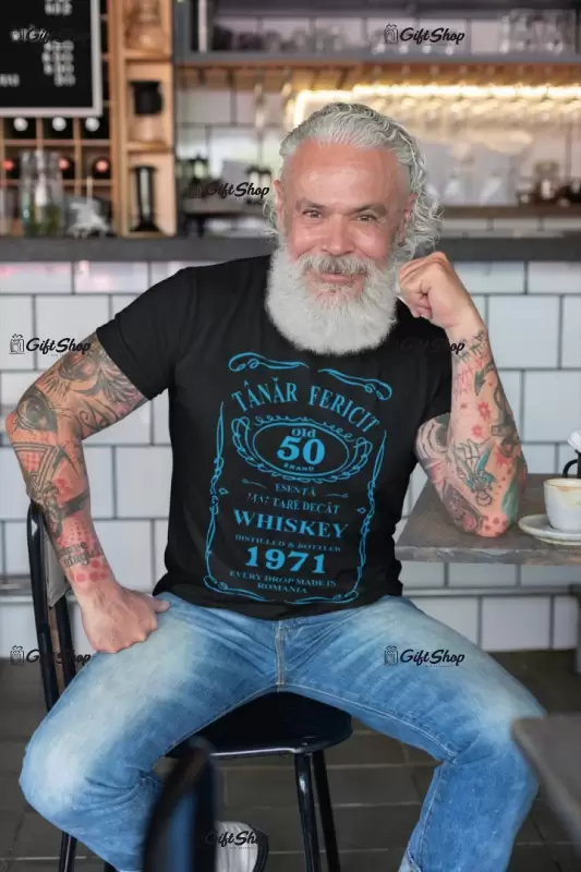 Tanar fericit ( se adauga anul pentru grafica ), tricou cu mesaj
