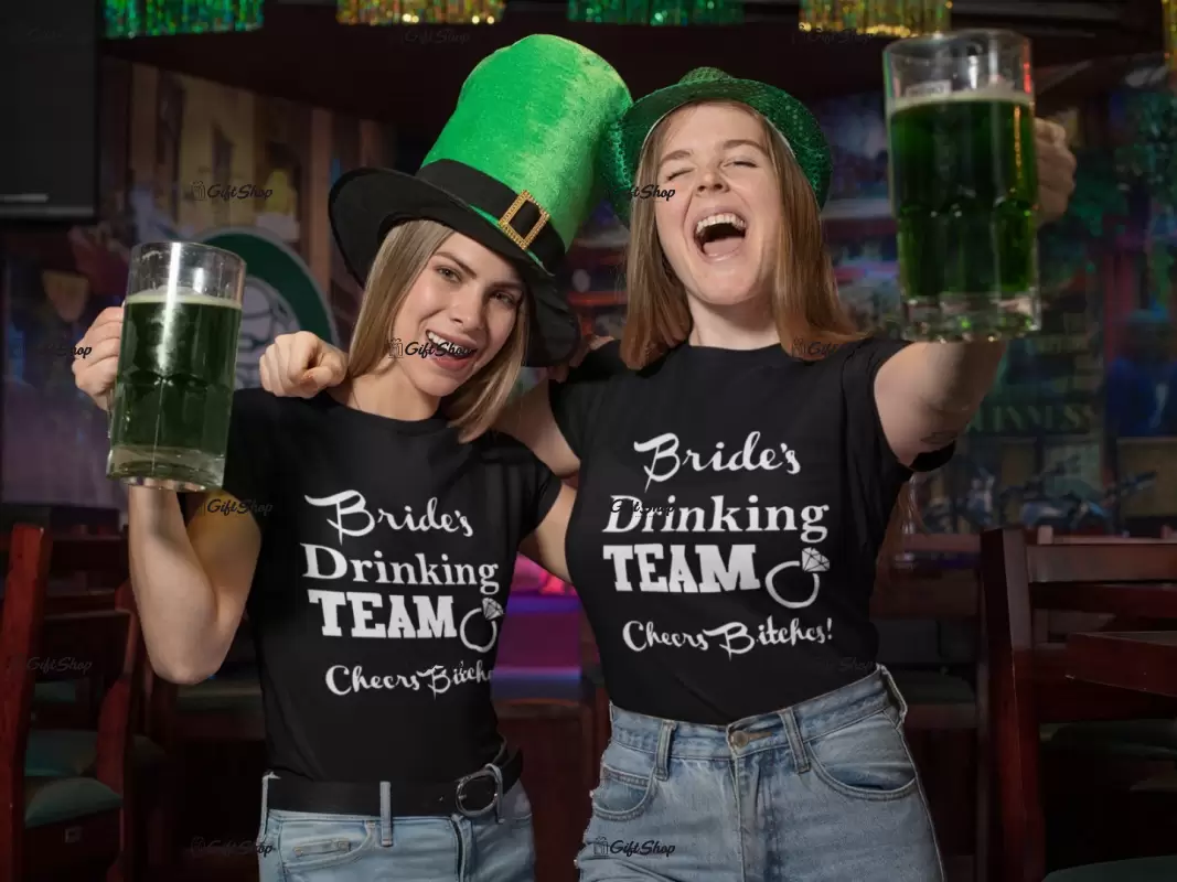 Bride`s drinking team, tricou cu mesaj