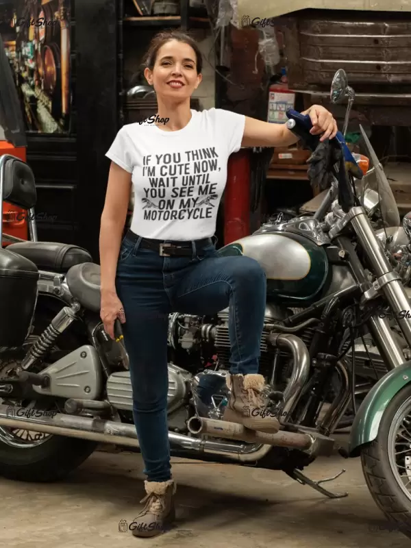 If you think..., tricou cu mesaj