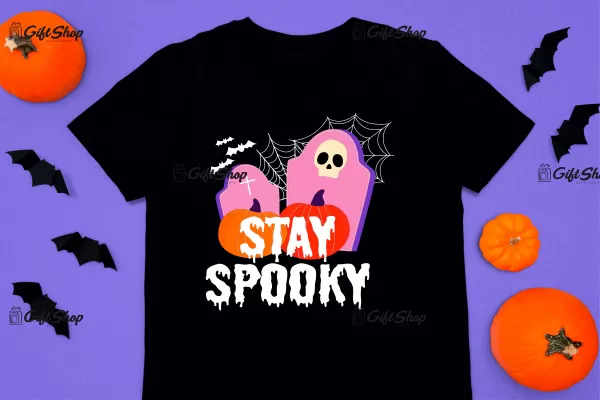 Stay spooky, tricou cu mesaj